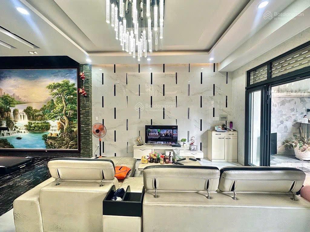 Villa 4 tầng 154m2 (7 x 22m)  khu vip lê văn quới  giá 15 tỷ