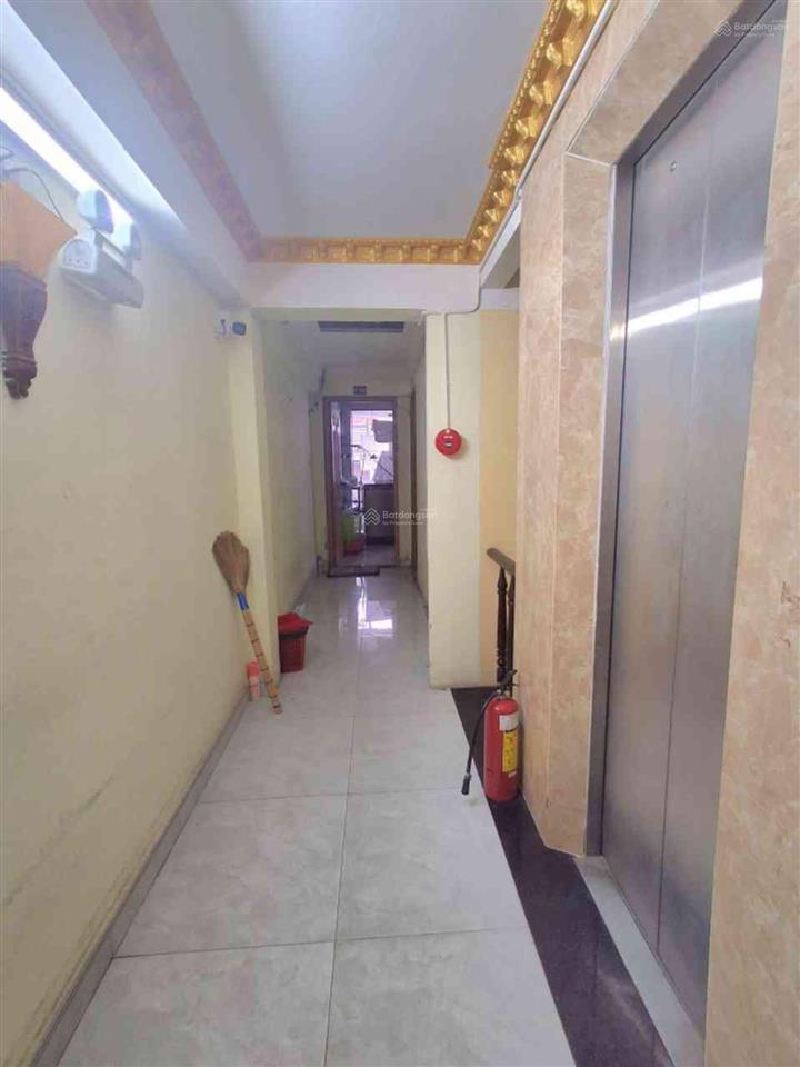 Khách sạn mặt tiền đường 12m  4 tầng thang máy 13 phòng  100m² [5 x 20m]  giá 11.5 tỷ tl.