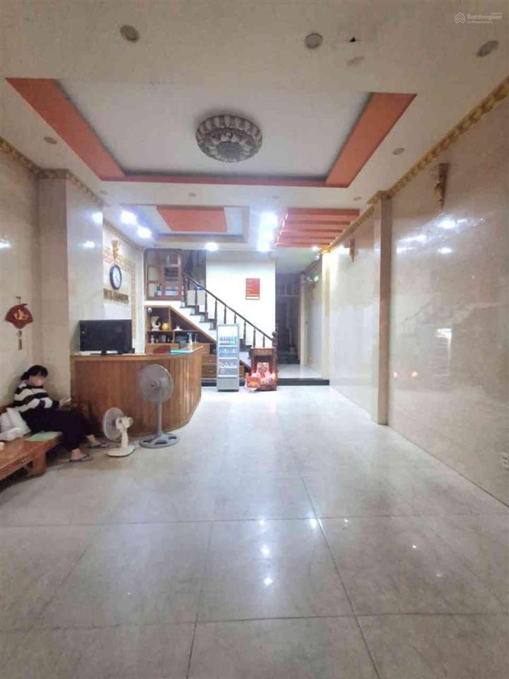 Khách sạn mặt tiền đường 12m  4 tầng thang máy 13 phòng  100m² [5 x 20m]  giá 11.5 tỷ tl.