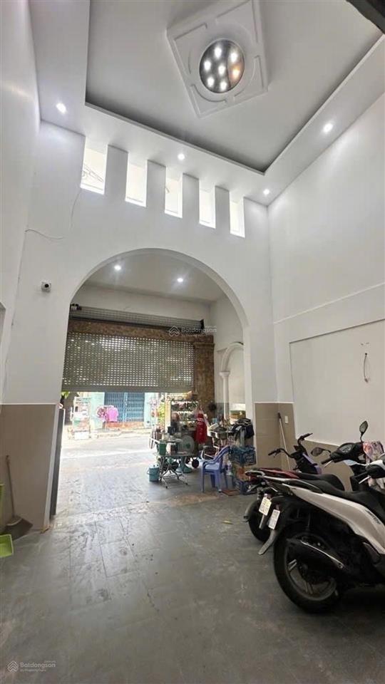 Chdv 134m2 [5 x 27m]  6 tầng 17 phòng + thang máy  mặt tiền khu lê văn quới  giá 18 tỷ