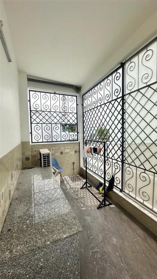 Chdv 134m2 [5 x 27m]  6 tầng 17 phòng + thang máy  mặt tiền khu lê văn quới  giá 18 tỷ