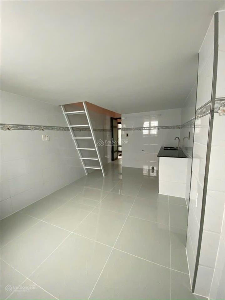Chdv 6 tầng [6.2 x 13m]  20 phòng  dòng tiền 1 tỷ/năm  hxh khuông việt, tân phú  giá 13.6 tỷ