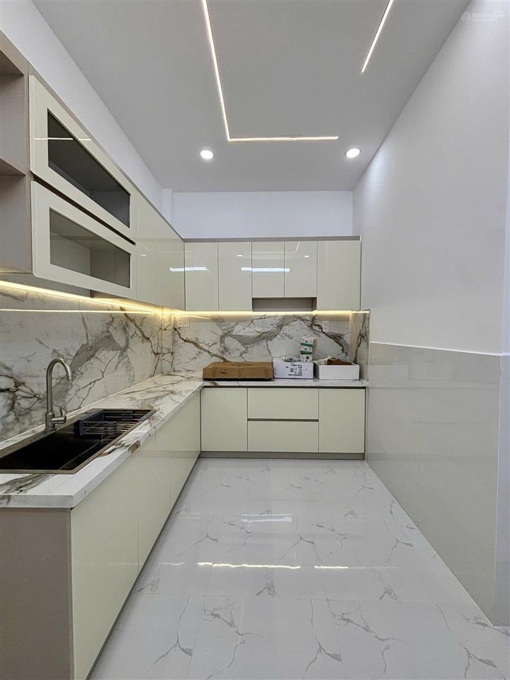 Mặt tiền đường số 20, bình hưng hòa a, bình tân  nhà 3 tầng [4 x 15m] 60m2  giá 6,45 tỷ tl.