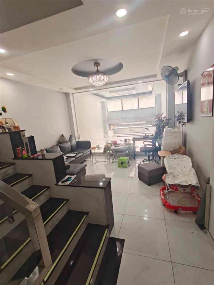 Hẻm xe tải 8m thoại ngọc hầu, tân phú  nhà 4 tầng 72m2 (4 x 18m)  giá 9,15 tỷ