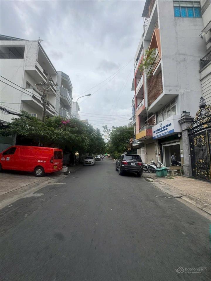 Khu công viên lũy bán bích, tân phú  đường 12m  bán đất tặng nhà 70m2 (4.4 x 16m)  giá 7.9 tỷ