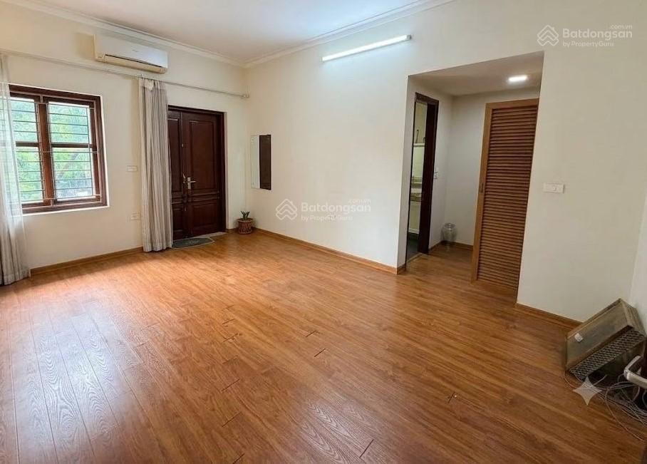 Cho thuê nhà nguyên căn  vũ đức thuận  việt hưng, long biên  96m2