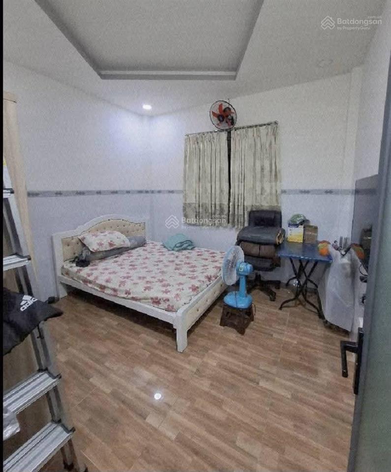 Bán nhà tân hoà đông ( 4 x 17 ) hẻm xe hơi sát mặt tiền 2 tầng đúc 3pn vào ở ngay nhỉnh 6 tỷ.