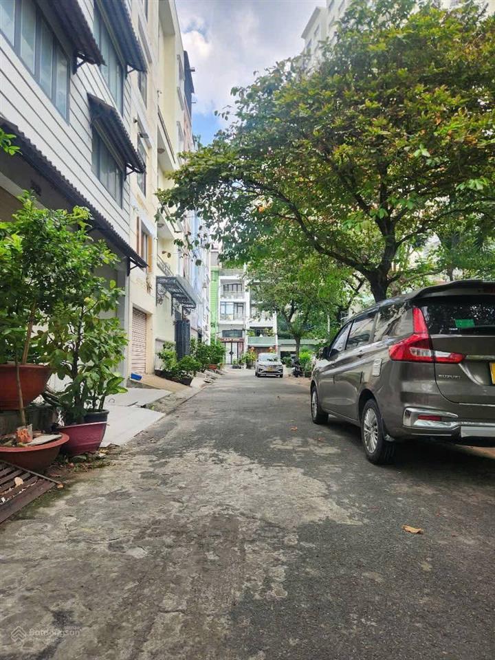 Chợ lớn khu bình phú (4 x 17) công viên trước nhà, sổ vuông đẹp nhỉnh 8 tỷ