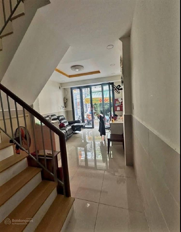 Kinh dương vương hẻm xe hơi 5m, 3 tầng đúc mới đẹp, 4pn vào ở ngay nhỉnh 6 tỷ.