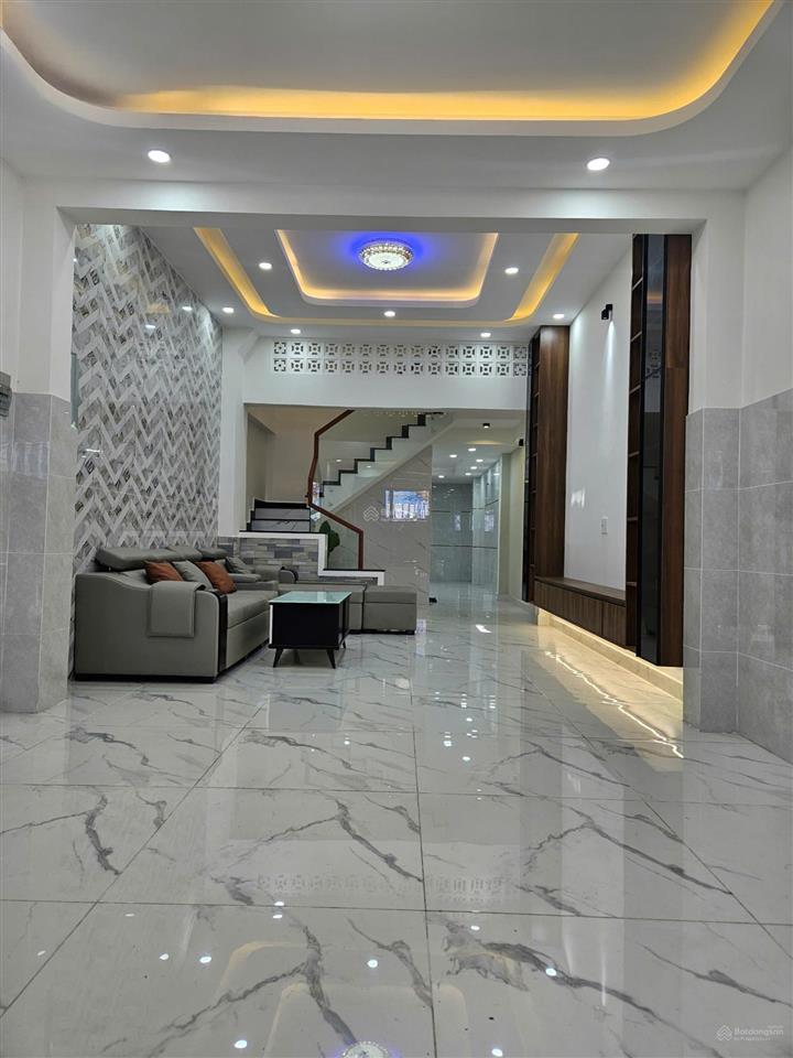 Cư xá phú thọ hòa gần đầm sen (4 x 17) khu đồng bộ hẻm 8m, 3 tầng mới đẹp ở ngay.
