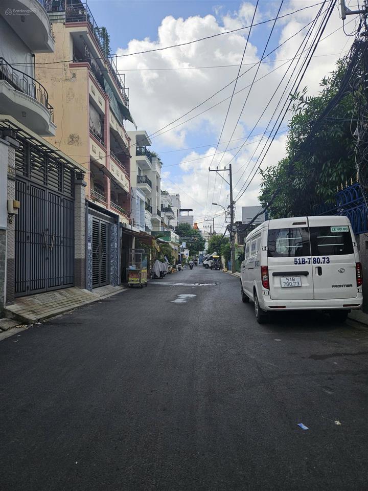 Bán nhà kinh dương vương (4,6 x 20) đường nhựa 8m sát mặt tiền, 3 tầng đúc 4pn chỉ hơn 9 tỷ.