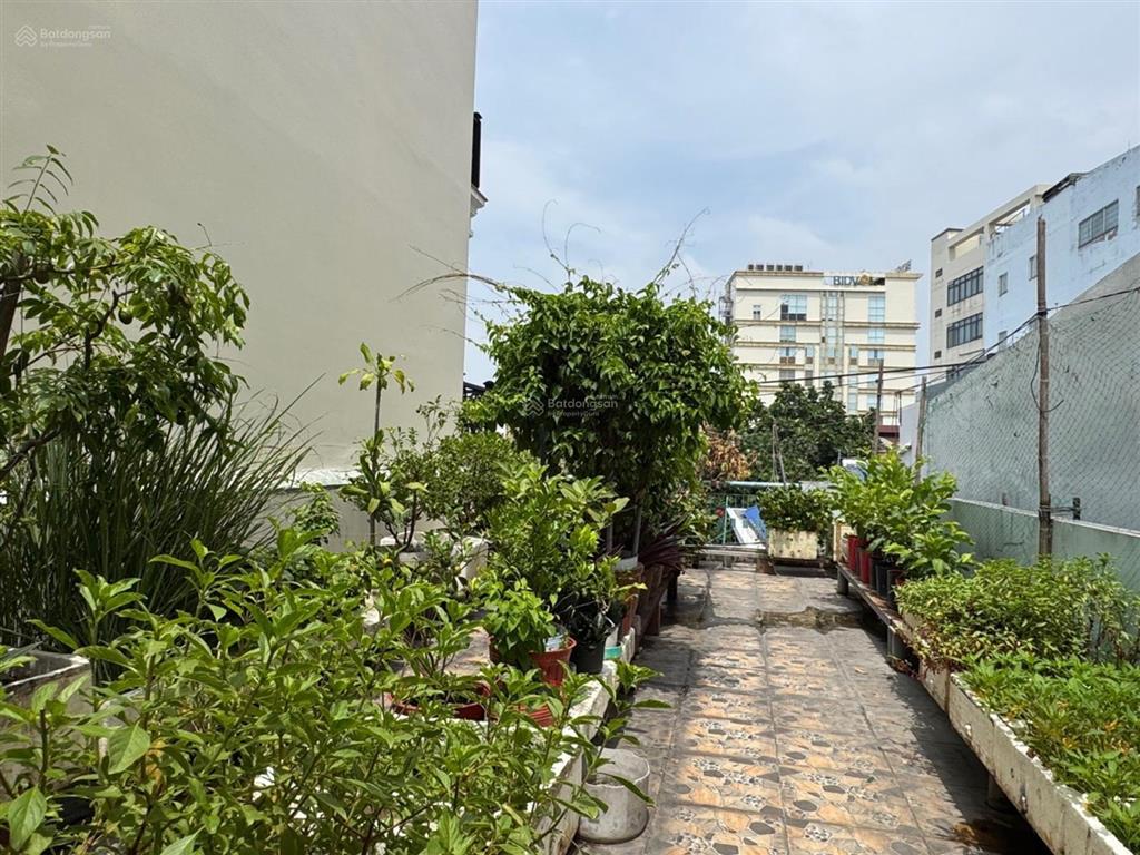 Bán nhà kinh dương vương (4,6 x 20) đường nhựa 8m sát mặt tiền, 3 tầng đúc 4pn chỉ hơn 9 tỷ.