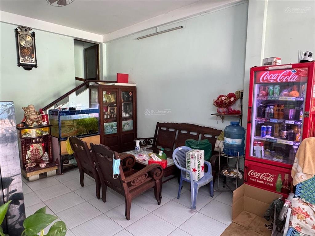 Bán nhà kinh dương vương (4,6 x 20) đường nhựa 8m sát mặt tiền, 3 tầng đúc 4pn chỉ hơn 9 tỷ.