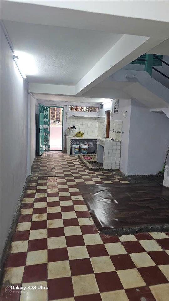 Bán cc 3pn 1wc, đường trần hưng đạo, sổ hồng riêng, giá 3,2 tỷ, 109m2, nhà rộng rãi thoáng mát