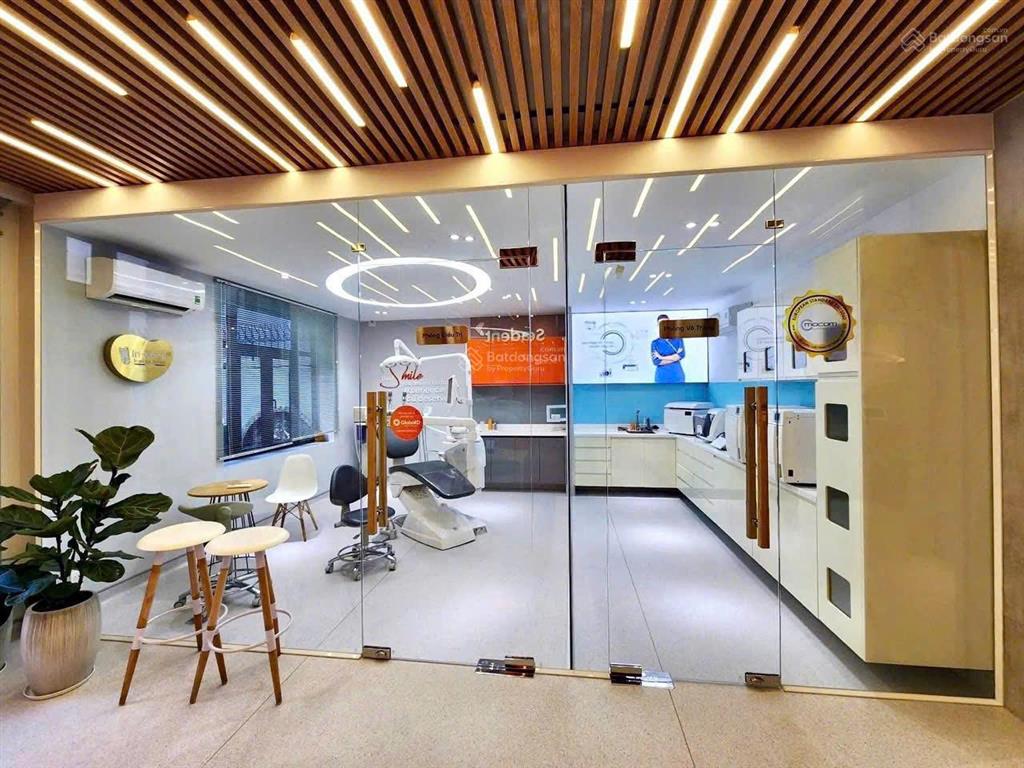 Cho thuê nhà 97b hoa lan, p2, quận phú nhuận  gần chung cư pn techcons và coop mart rạch miễu