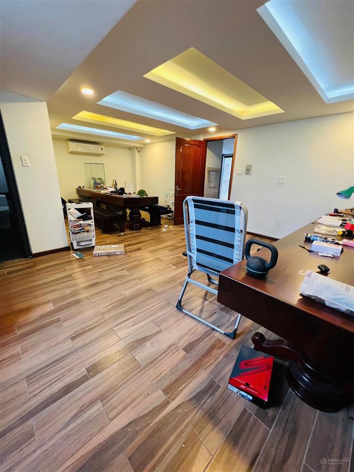 Cho thuê nguyên căn đường 451a/1 bạch đằng, phường bình thạnh