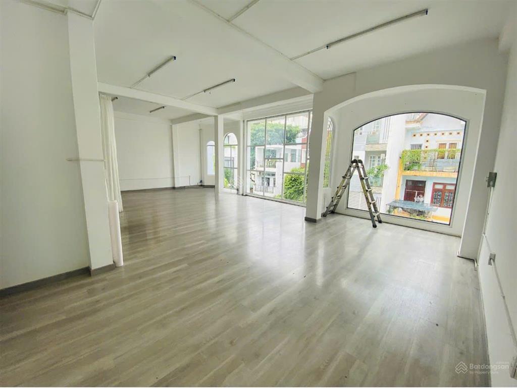 Cho thuê nhà 217/14 nơ trang long, phường 12, quận bình thạnh hẻm xe hơi thông