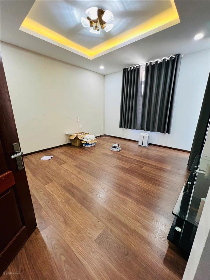 Cho thuê nguyên căn nhà 14 lam sơn, phường 7, quận bình thạnh