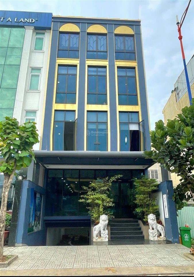 Cho thuê nhà 33c út tịch, phường 4, tân bình  hầm trệt 3 lầu sân thượng