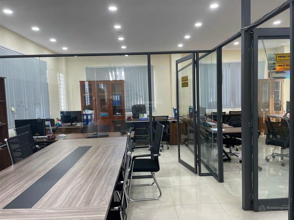 Cho thuê nhà 68/6a phổ quang, phường 2, quận tân bình.