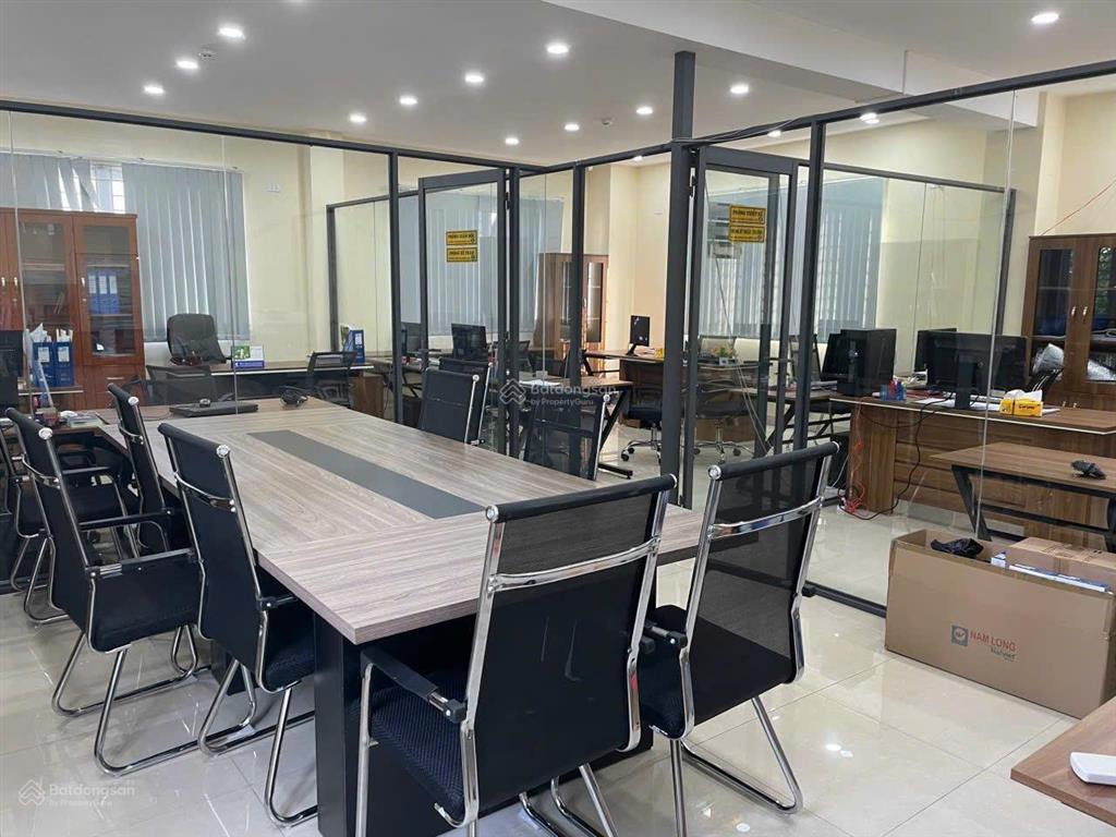Cho thuê nhà 68/6a phổ quang, phường 2, quận tân bình.