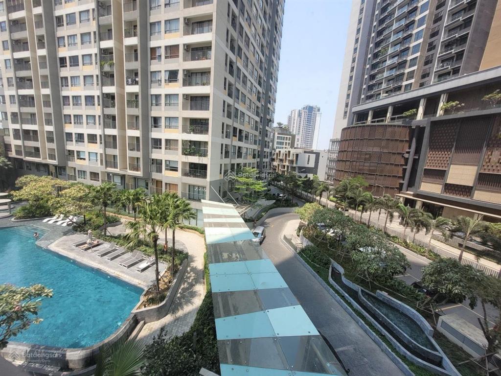Cần bán căn hộ masteri q2 suất người nước ngoài  0859 999 *** minh anh
