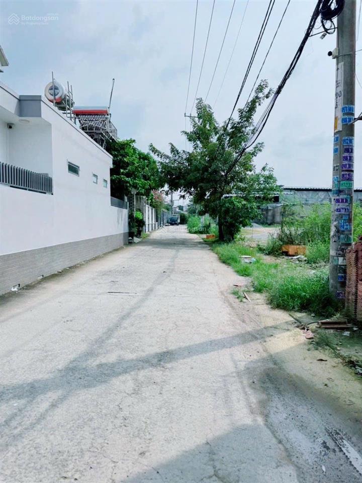 Bán đất ngang 23m dài 26m, một xẹt ngắn lê thị hà