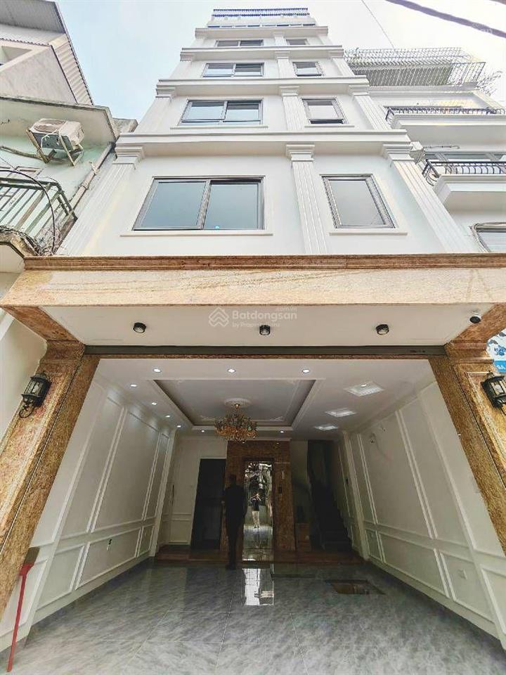 Nhà 7 tầng, thang máy  phạm văn đồng  cổ nhuế  thang máy  gara ô tô  giá 19 tỷ