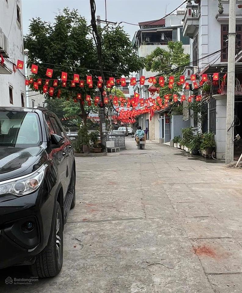 Bán đất mặt ngõ thụy phương lô góc  ngõ thông, ô tô tránh trước nhà  view hồ điều hoà.