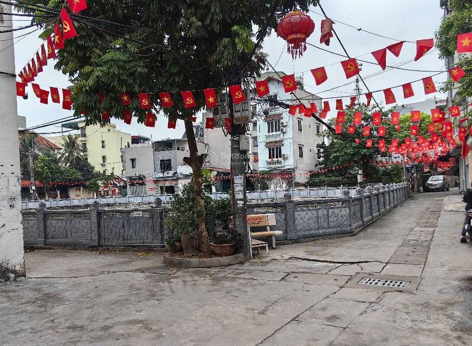 Bán đất mặt ngõ thụy phương lô góc  ngõ thông, ô tô tránh trước nhà  view hồ điều hoà.