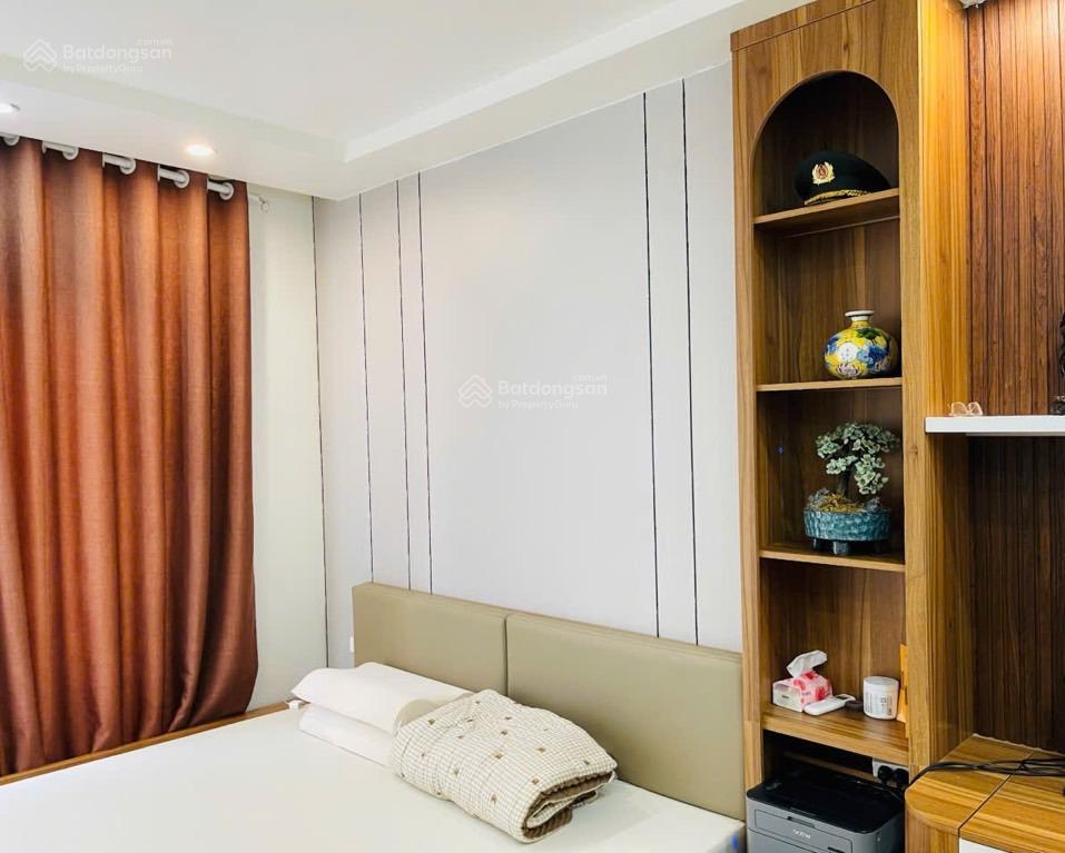 Nhà mặt ngõ lạc long quân  vừa ở vừa kinh doanh ôtô 16 chỗ qua nhà nội thất đẹp  17 tỷ hơn