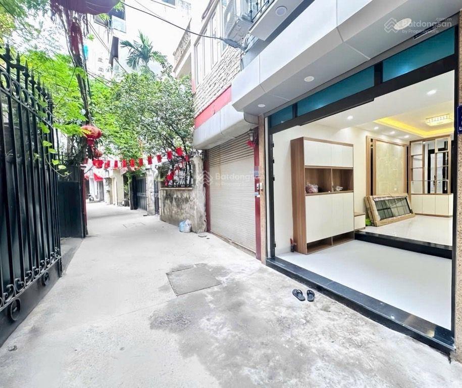 Nhà 6 tầng lạc long quân  tây hồ ngõ ô tô 7 chỗ qua nhà, ngõ thông,kinh doanh.