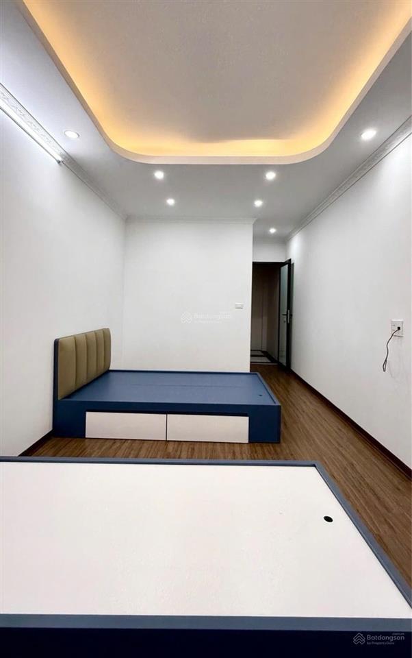 Chỉ hơn 7 tỷ nhà mới  thụy phương gần phố  vài phút đi bộ ra công viên phú thượng.