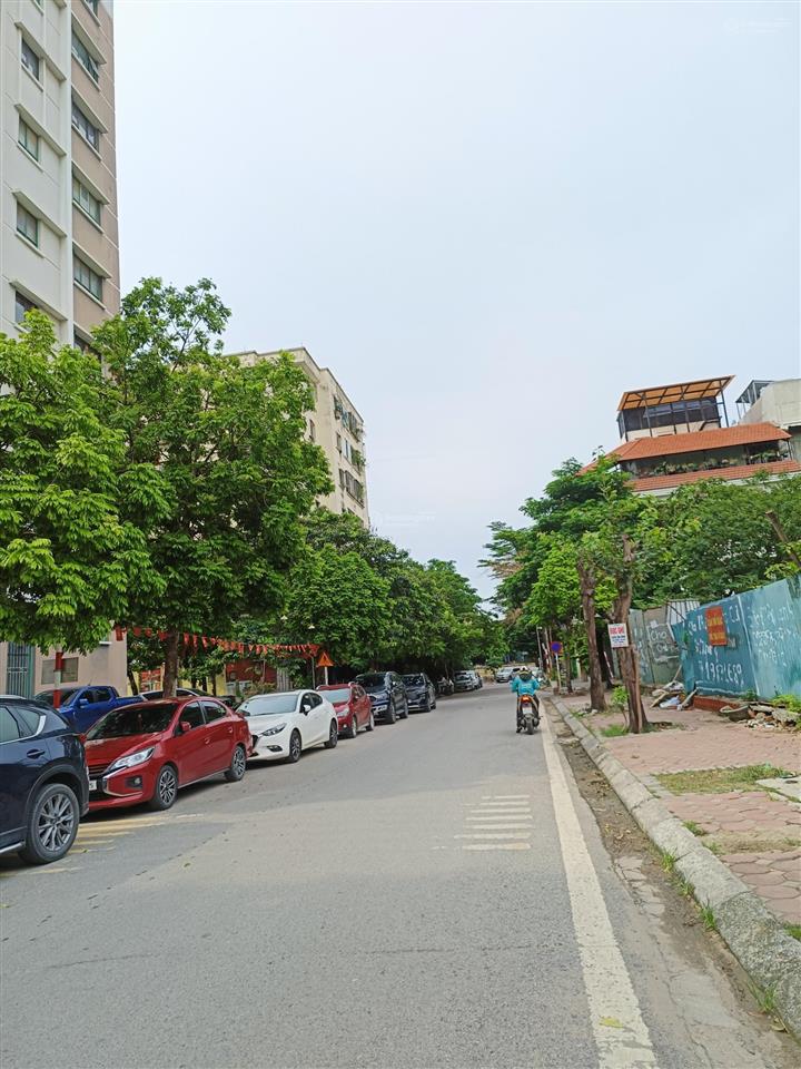 Bán nhà riêng phố nguyễn xuân khoát, xuân đỉnh, bắc từ liêm, diện tích 105m, vỉa hè, kinh doanh