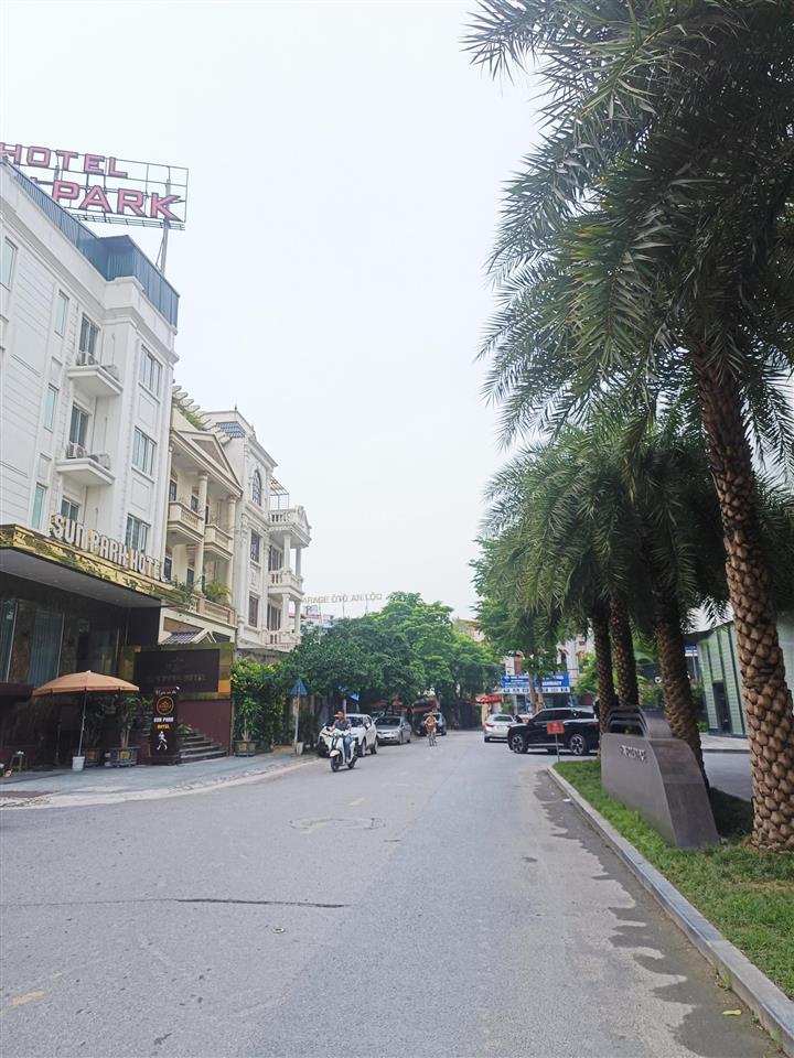 Bán nhà mặt phố đỗ nhuận xuân đỉnh, ngoại giao đoàn, diện tích 255 m, mặt tiền 12m, vỉa hè