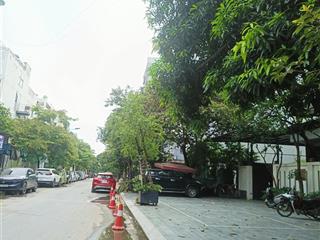 Bán nhà khu phân lô nguyễn xuân khoát xuân đỉnh, 70 m2, 7 tầng, vỉa hè, kinh doah