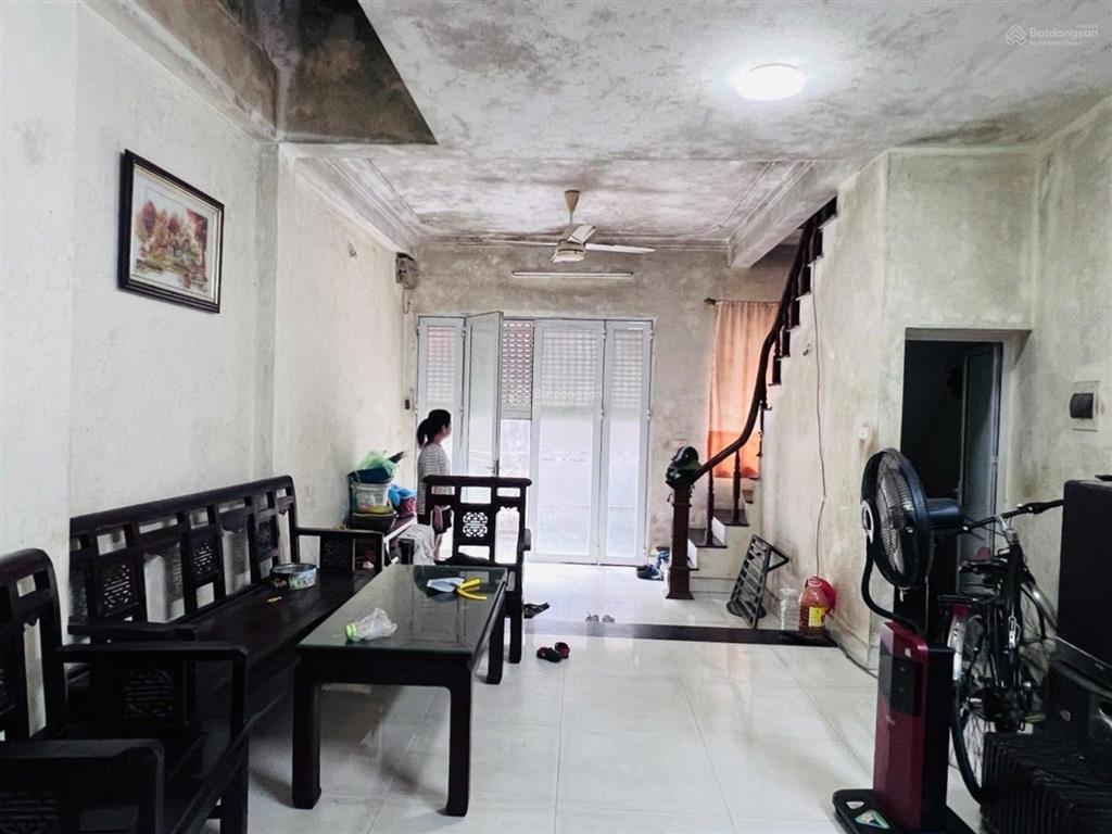 Bán nhà riêng xuân la tây hồ, diện tích 10m, 5 tầng, ngõ thông, kinh doanh