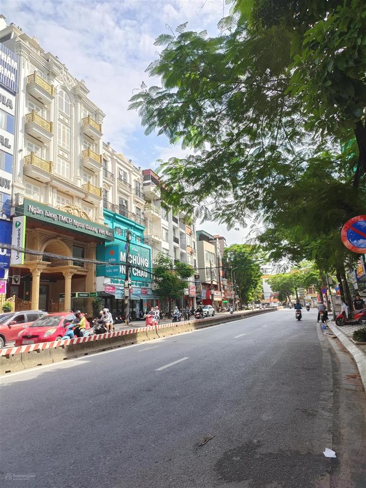 Bán nhà riêng lạc long quân tây hồ, diện tích 55m, ô tô vào, 5 tầng,