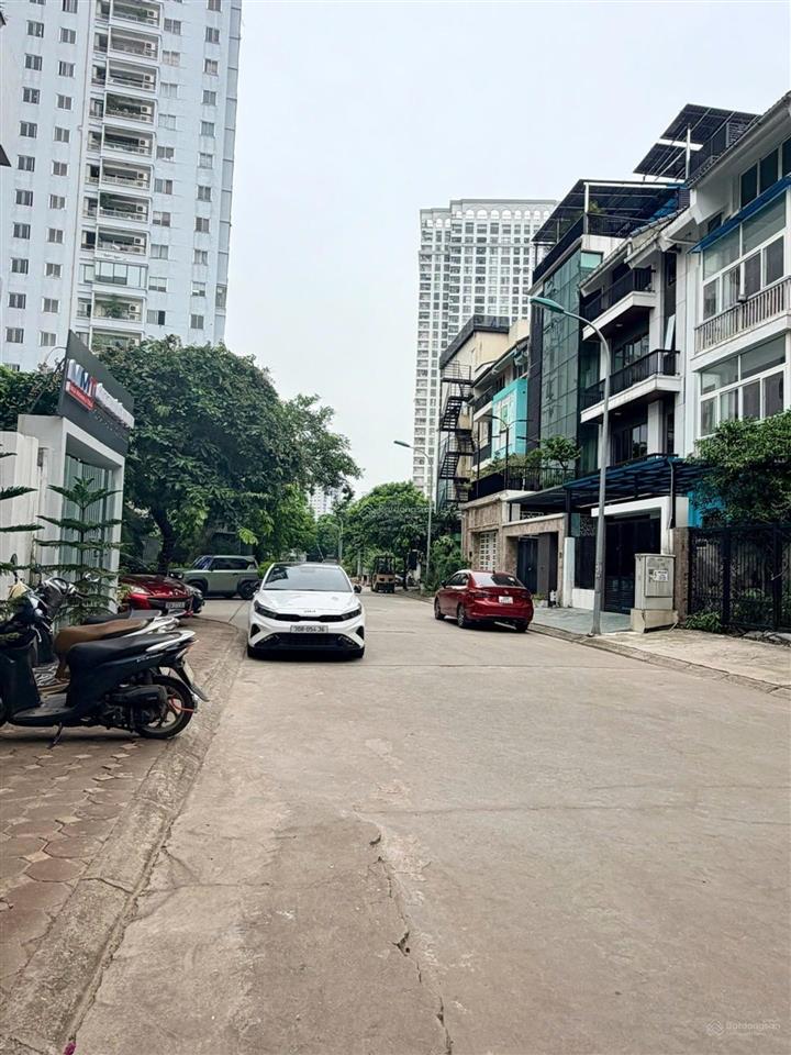 Bán nhà phố phú gia  phú thượng tây hồ, dt 120m2, kinh doanh, vỉa hè, nhà 4 tầng