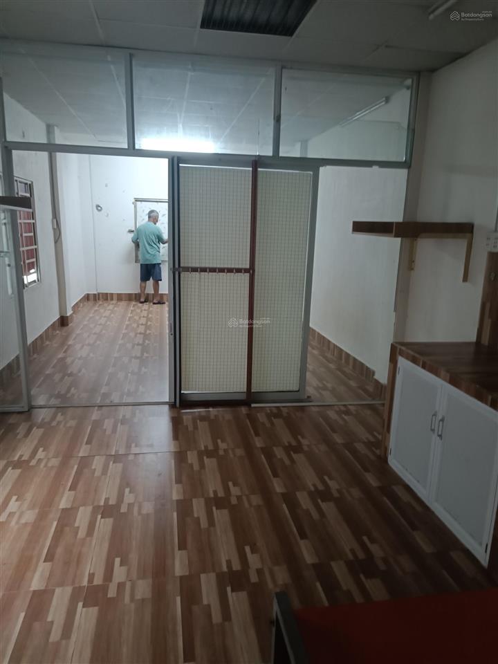 Cho thuê nhà kd đa ngành nghề mặt tiền đường trường chính, phường 13, q.tân bình, hcm