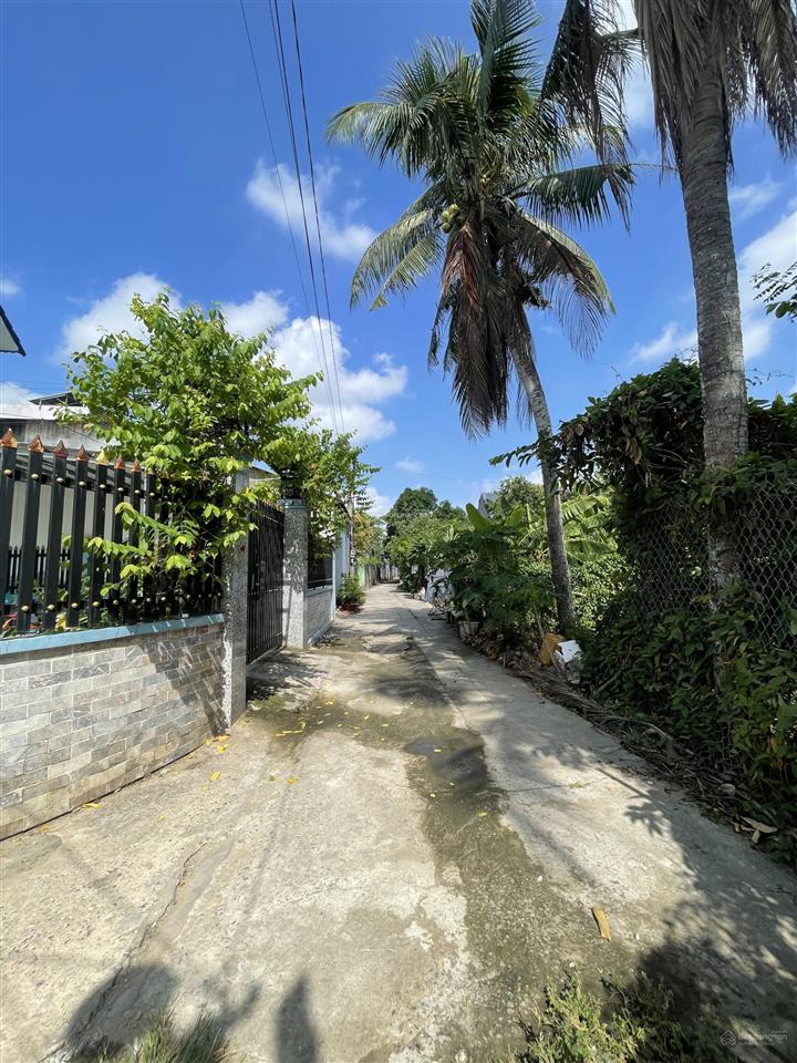 Bán nhanh lô đất ở đô thị x. bình chánh, dt 90m2 giá 2.3tỷ, xây dựng tự do, shr