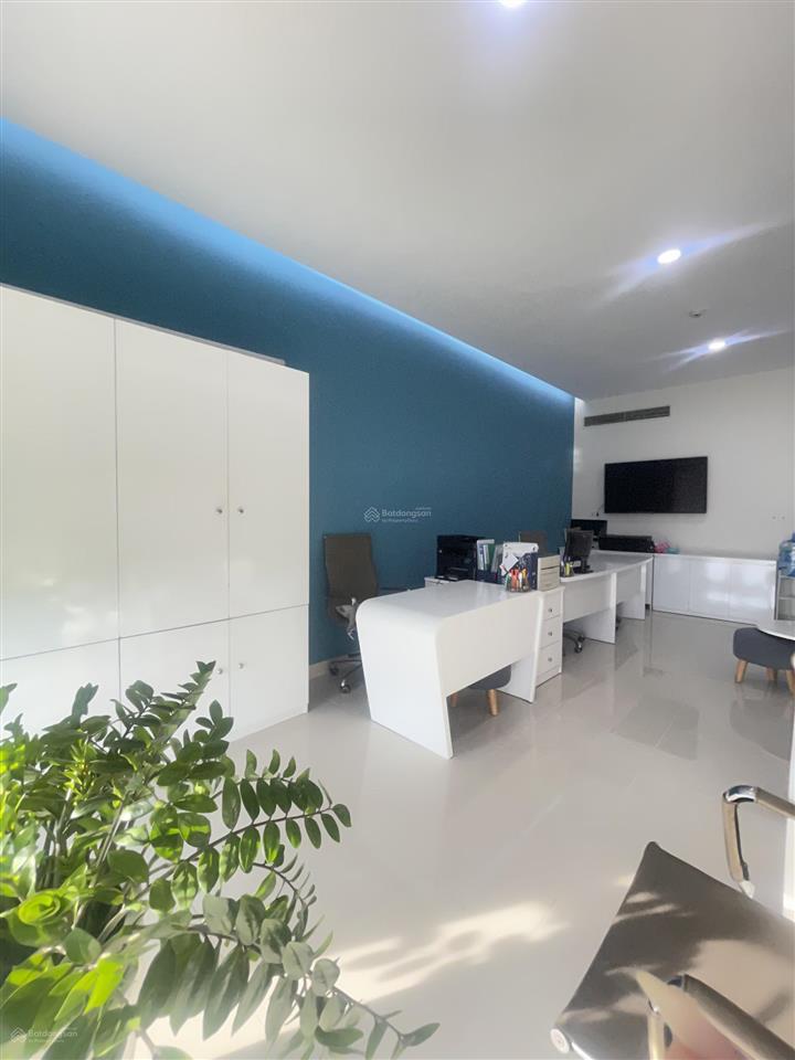 Căn hộ văn phòng phú mỹ hưng, giá 2,4 tỷ khai thác hđ thuê ngay 12tr  15 triệu