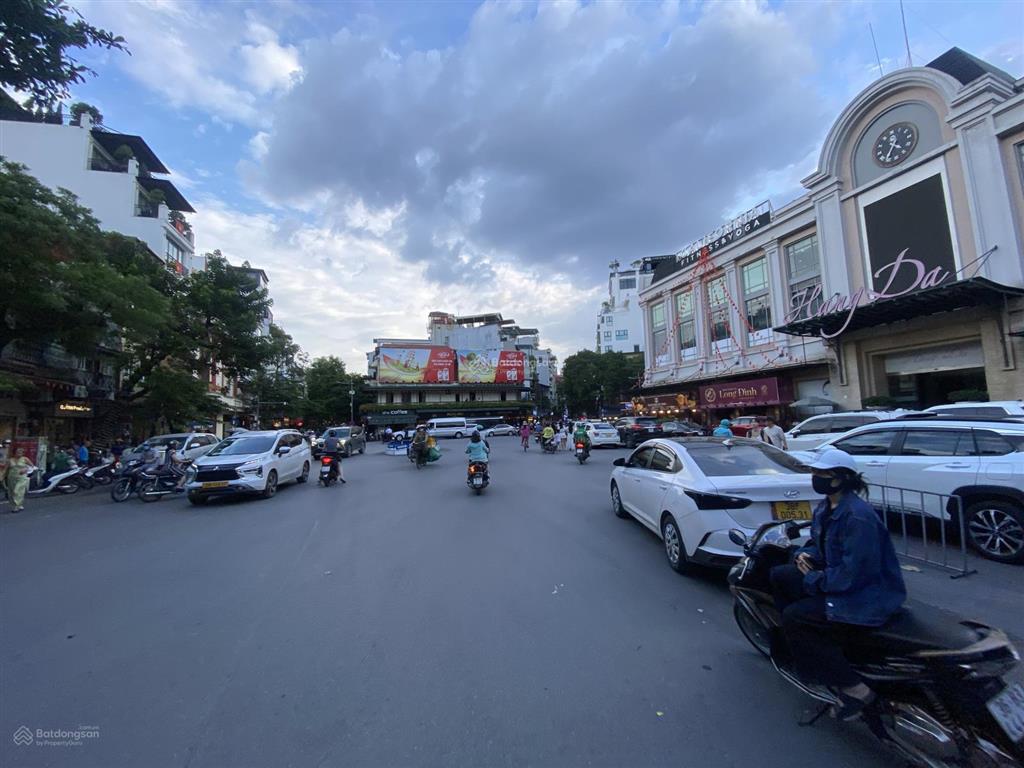 Mặt phố bà triệu 240m mặt tiền quyền lực 8mgiá đầu tư hàng hiếm xây toà vpbt giữ tiền