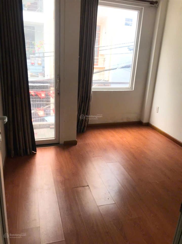 Bán căn nhà đầu hẻm 247 huỳnh văn bánh