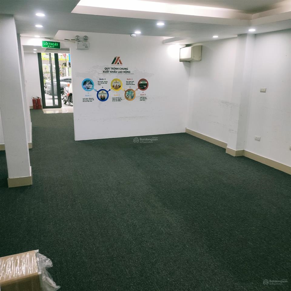 Chính chủ cho thuê nhà liền kề hd mon. nhà 96m2 x 5,5 tầng, có thang máy