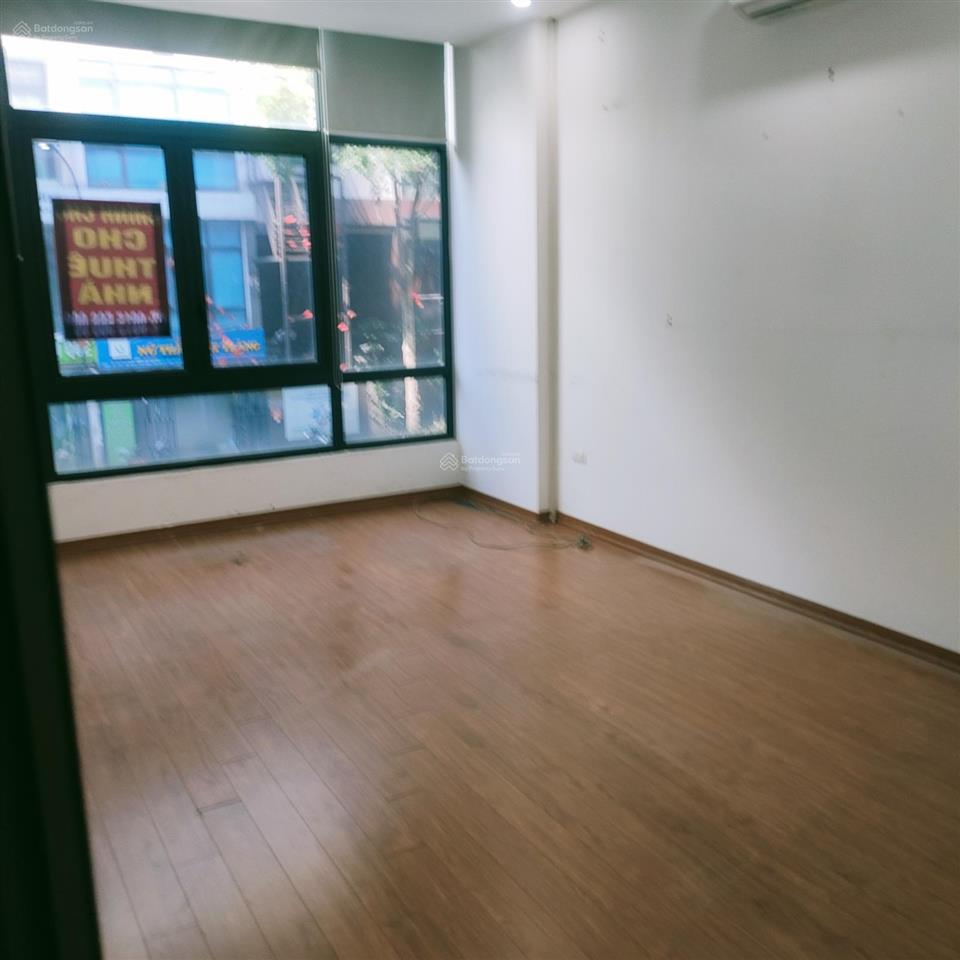 Chính chủ cho thuê nhà liền kề hd mon. nhà 96m2 x 5,5 tầng, có thang máy