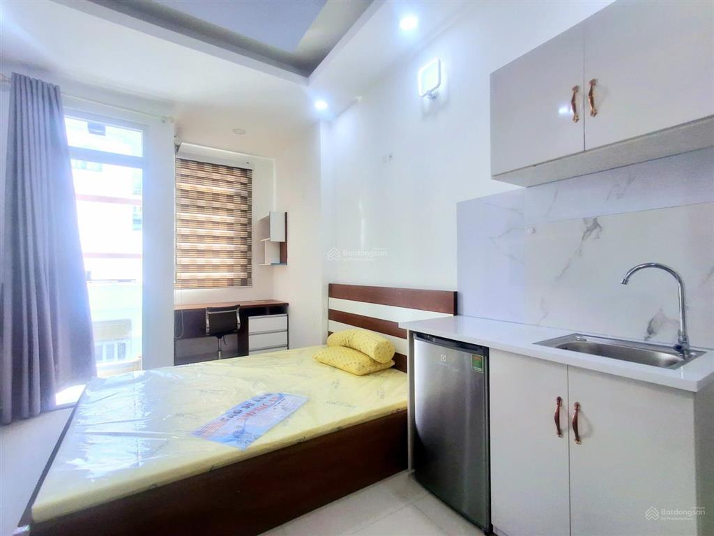 Studio ban công full nội thất ngay trung tâm q10 giá 5tr