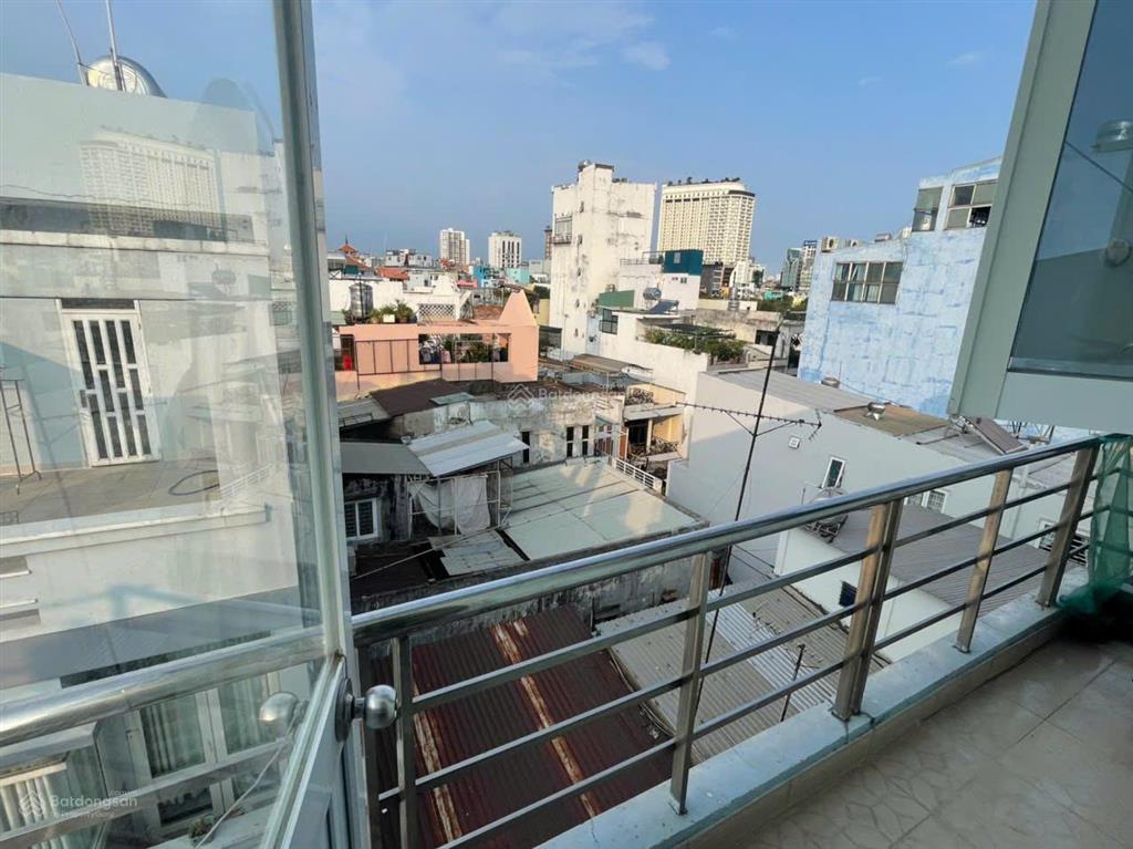 Studio ban công ngay lê văn sỹ quận 3 giá 4tr3
