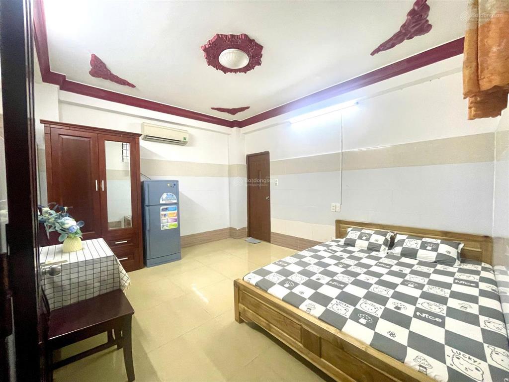 Trống sẵn studio full nội thất quận 3
