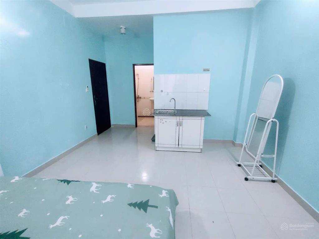 Trống sẵn studio siêu rộng quận 3 giá 4tr9